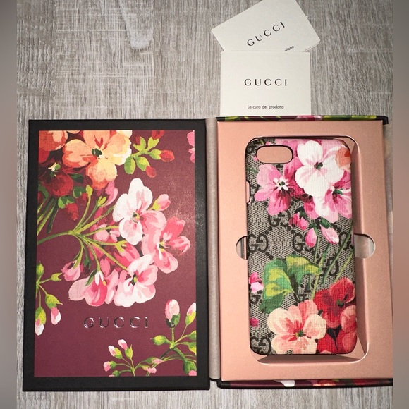 Gucci Other - NIB Guccic Bloom IPhone Case 7/8 iPhone